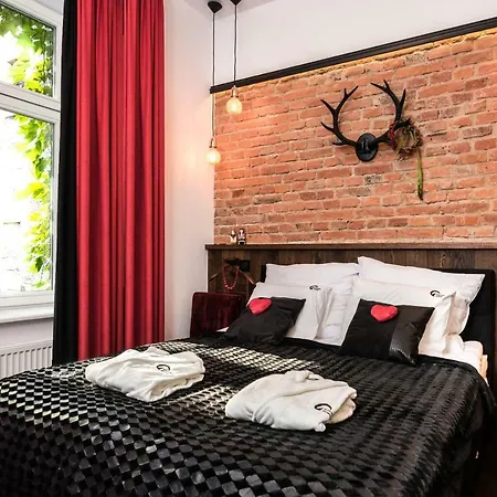 Apartment Wooden Horse - New - Old Town